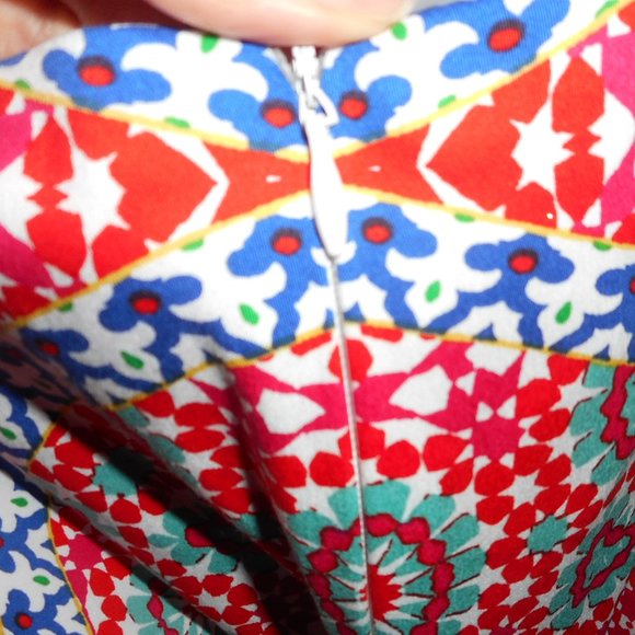 NWT London Times red & blue medallion print summer dress, 4 - Picture 9 of 9